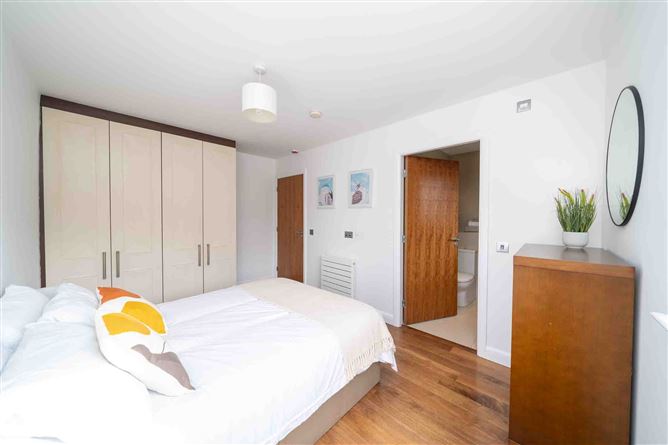6 Landscape Court, Churchtown, Dublin 14