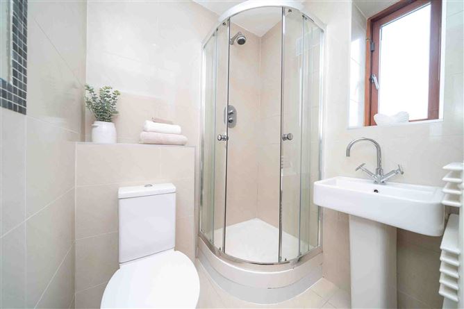 6 Landscape Court, Churchtown, Dublin 14