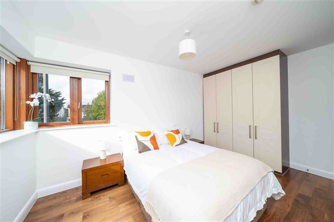6 Landscape Court, Churchtown, Dublin 14