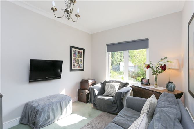 5 Cairnfort, Stepaside, Dublin 18