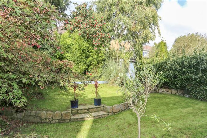 5 Cairnfort, Stepaside, Dublin 18