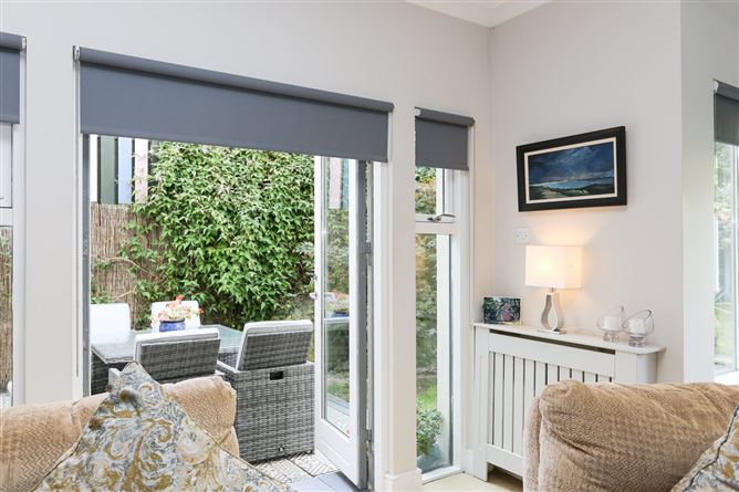 5 Cairnfort, Stepaside, Dublin 18