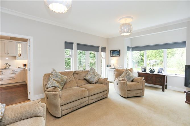 5 Cairnfort, Stepaside, Dublin 18