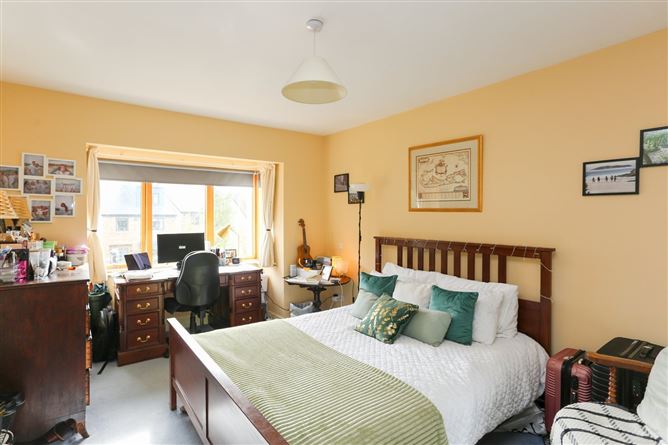 5 Cairnfort, Stepaside, Dublin 18