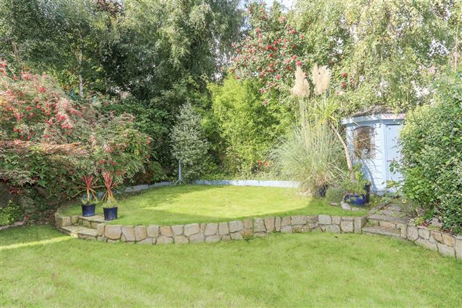 5 Cairnfort, Stepaside, Dublin 18