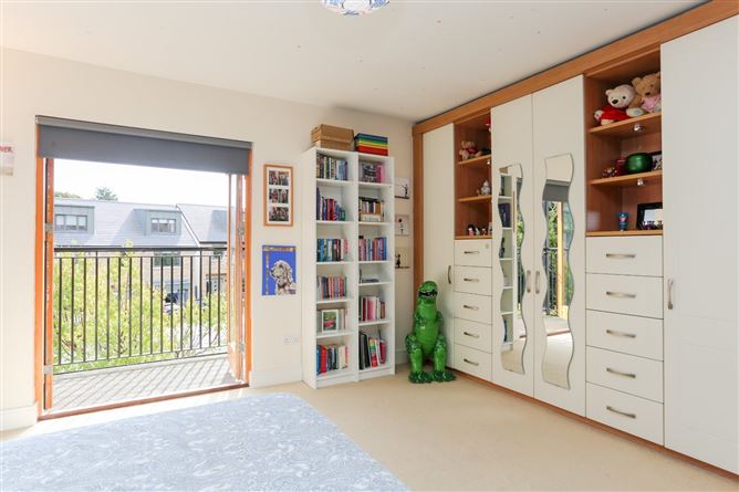 5 Cairnfort, Stepaside, Dublin 18