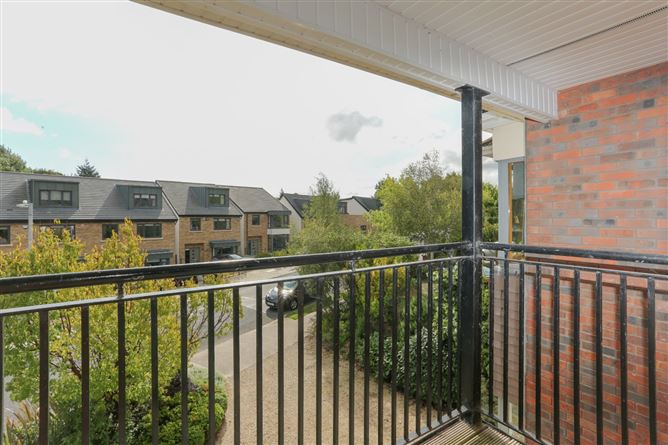 5 Cairnfort, Stepaside, Dublin 18