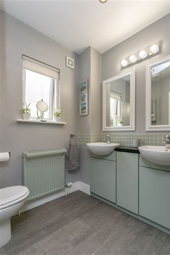 5 Cairnfort, Stepaside, Dublin 18