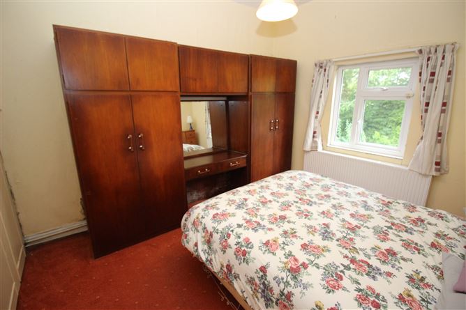 Toames West, Macroom, Cork
