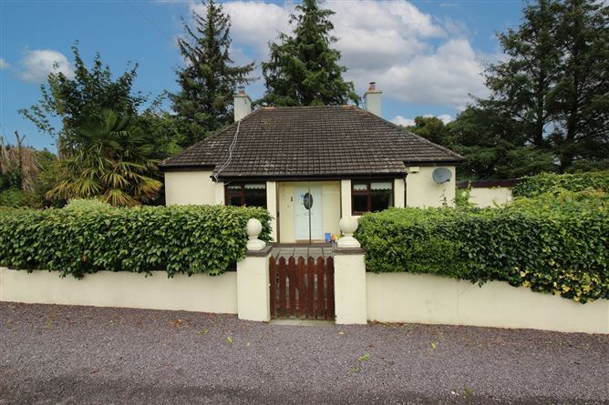 Toames West, Macroom, Cork