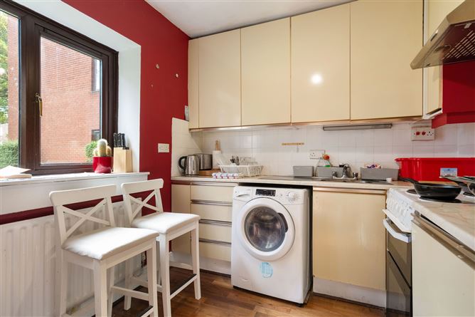 5 Rathgar Court, Rathgar Road, Rathgar,   Dublin 6