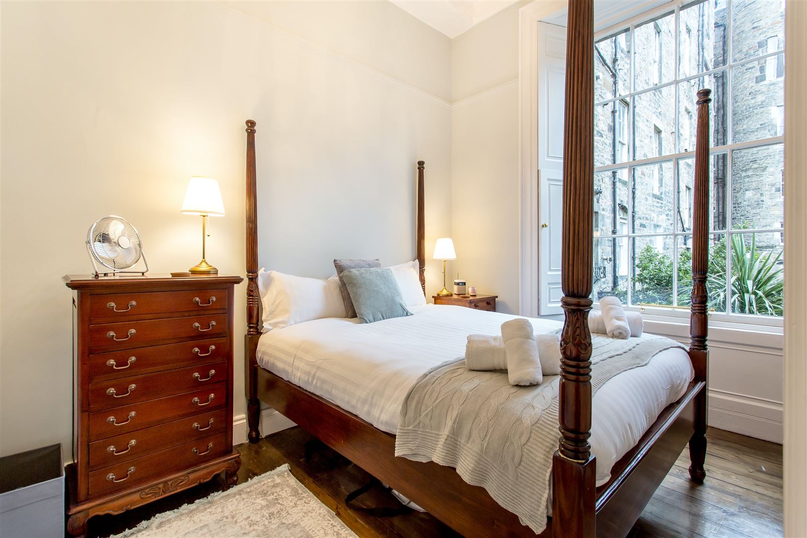 Photo 1 of 1 — Grand Interiors,Edinburgh,City of Edinburgh,Scotland