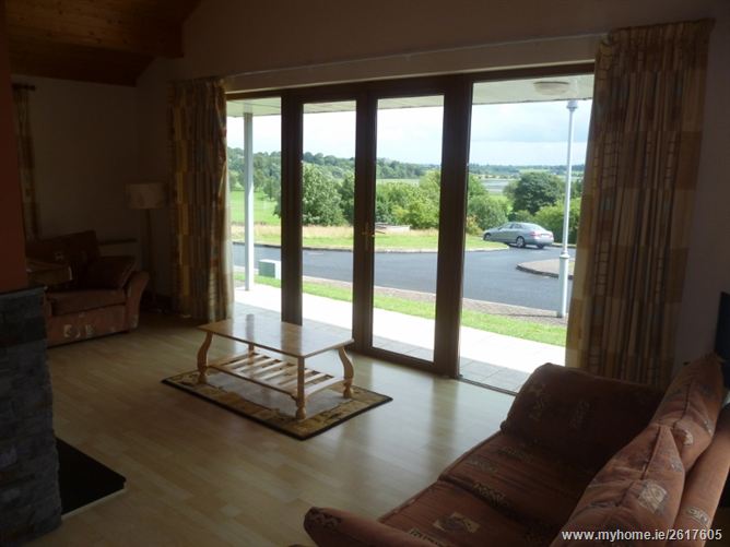 5 Glasson Holiday Mews, Glasson, Westmeath