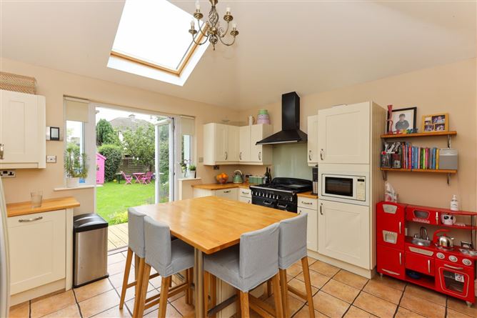 76 Shanganagh Grove, Shankill, Dublin 18