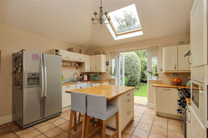 76 Shanganagh Grove, Shankill, Dublin 18