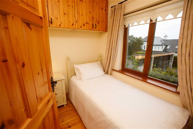 2 Hazel Court, Forge Road, Castlegregory, Co. Kerry