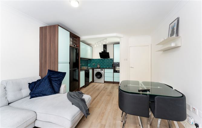 102 Newmarket Square, Dublin 8, Dublin