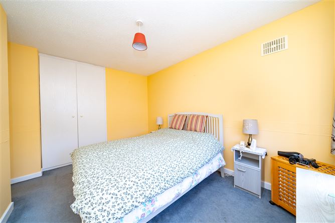 12 Palmers Road, Palmerstown, Dublin 20