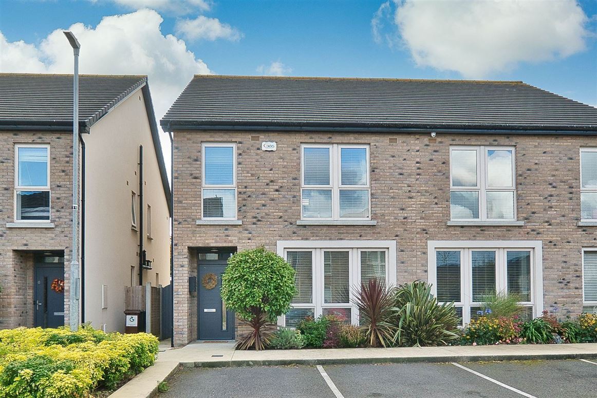 4 Castlechurch Park, Newcastle, County Dublin