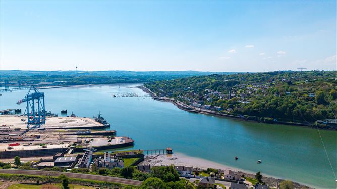 1 Chandlers View, Rushbrooke Links, Cobh, Co. Cork
