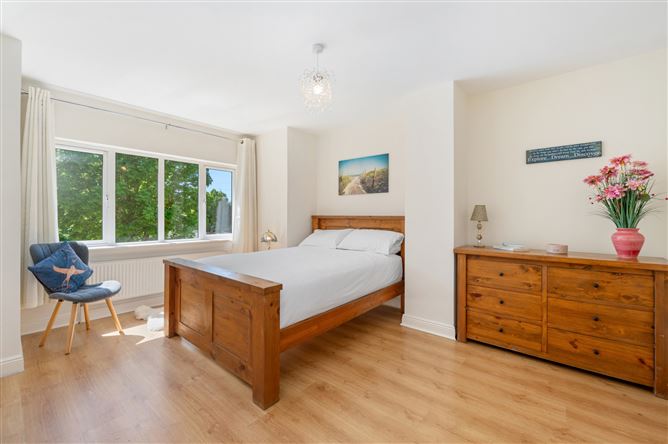 1 Chandlers View, Rushbrooke Links, Cobh, Co. Cork