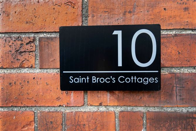 10 St Brocs Cottages , Donnybrook,   Dublin 4