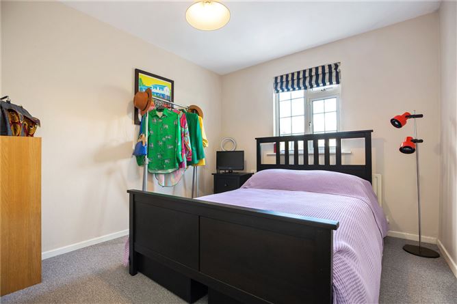 22 Corbawn Grove, Shankill, Dublin 18