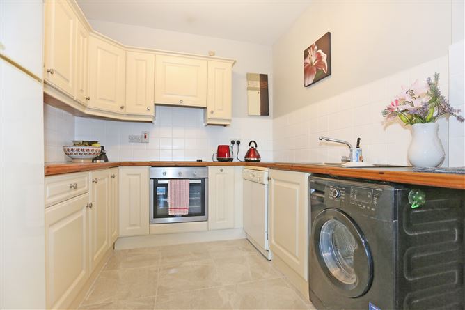 2 Ballycasey Court Mews, Shannon, Co. Clare