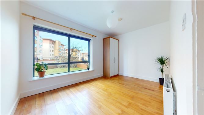 2 The Oval, Tullyvale, Cabinteely, Dublin 18