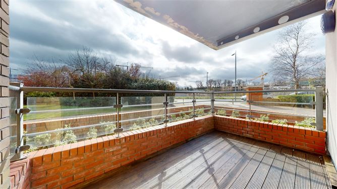 2 The Oval, Tullyvale, Cabinteely, Dublin 18