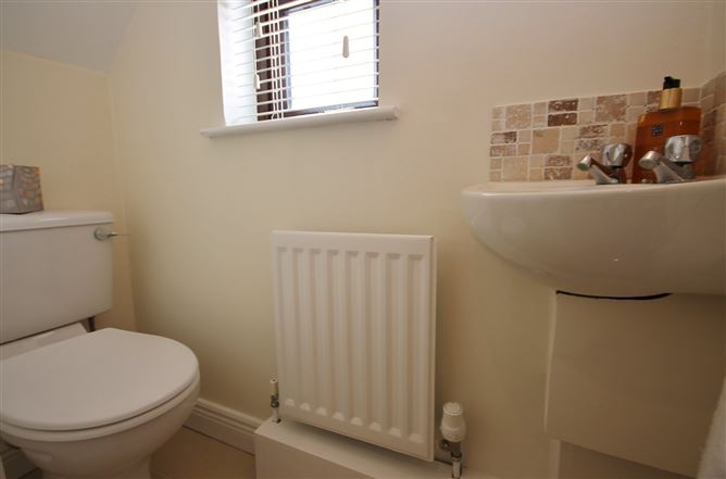 8 Ballyowen Grove, Lucan, Co. Dublin