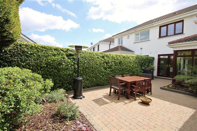 8 Ballyowen Grove, Lucan, Co. Dublin
