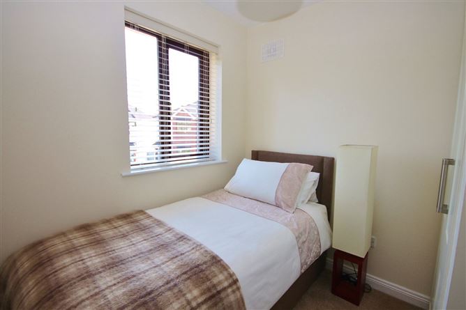 8 Ballyowen Grove, Lucan, Co. Dublin