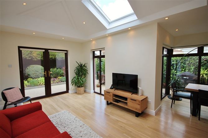 8 Ballyowen Grove, Lucan, Co. Dublin