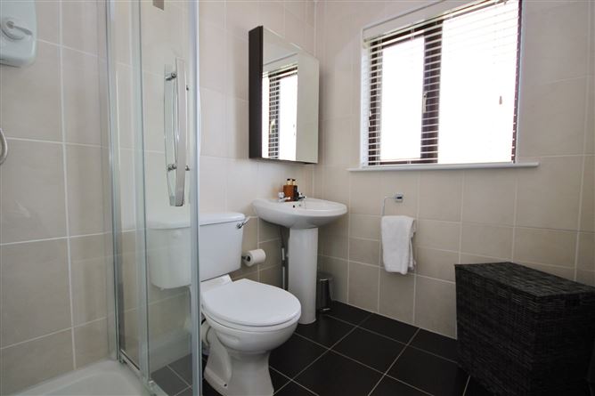 8 Ballyowen Grove, Lucan, Co. Dublin