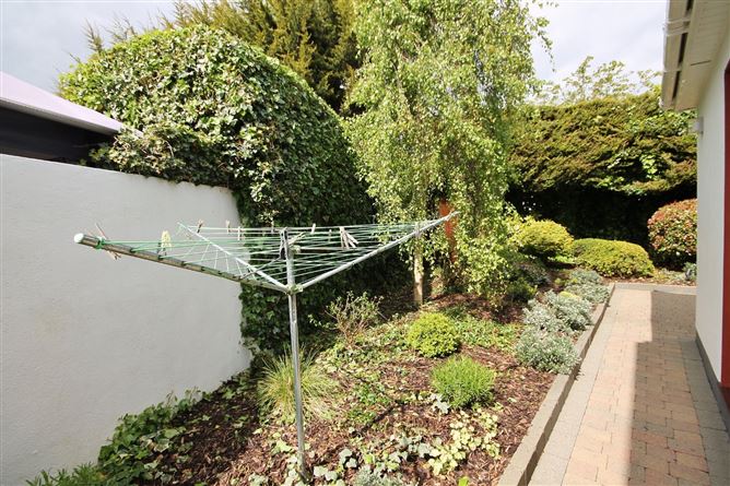 8 Ballyowen Grove, Lucan, Co. Dublin