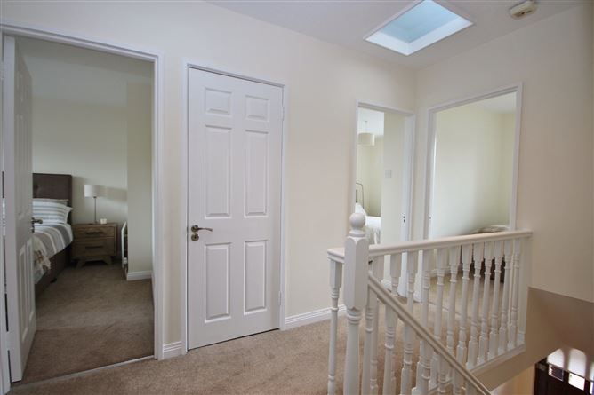 8 Ballyowen Grove, Lucan, Co. Dublin