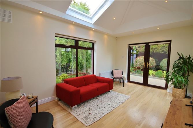 8 Ballyowen Grove, Lucan, Co. Dublin