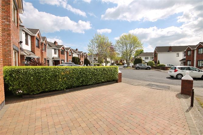 8 Ballyowen Grove, Lucan, Co. Dublin