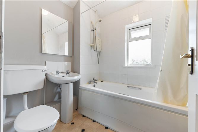 99 New Street, Ballinrobe, County Mayo