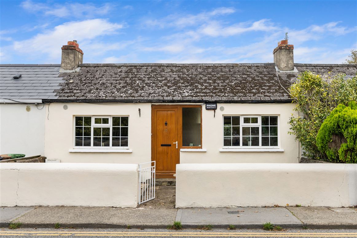 16 Grange Terrace, Deansgrange Road, Blackrock, County Dublin