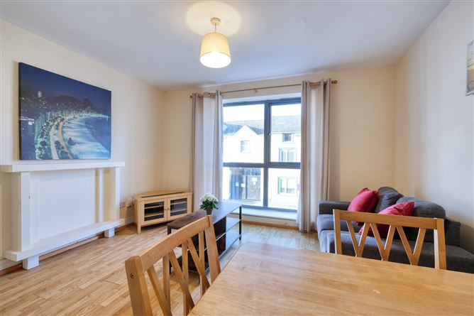 27 Sandy Lane, Richmond Street, Longford