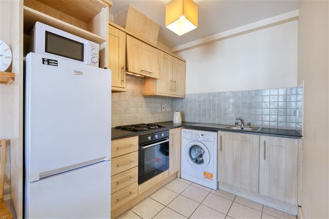 27 Sandy Lane, Richmond Street, Longford