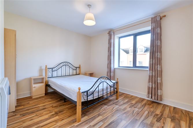 27 Sandy Lane, Richmond Street, Longford