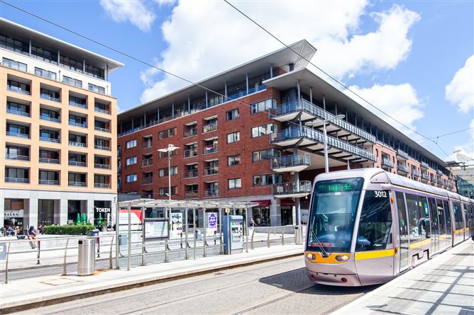 https://photos-a.propertyimages.ie/media/5/0/7/5006705/38f88cbd-e284-48fb-8013-68f6790c1d5f_l.jpg