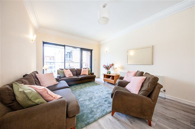 https://photos-a.propertyimages.ie/media/5/0/7/5006705/38f88cbd-e284-48fb-8013-68f6790c1d5f_l.jpg