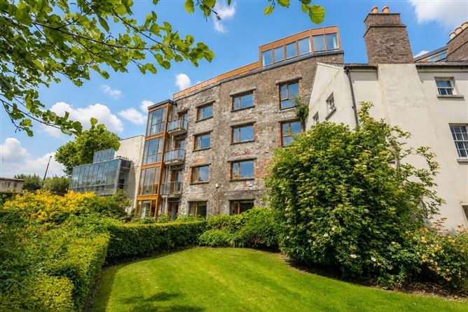 Photo 1 of 20 — Apartment 252 Fairbairn House, Islandbridge, Dublin