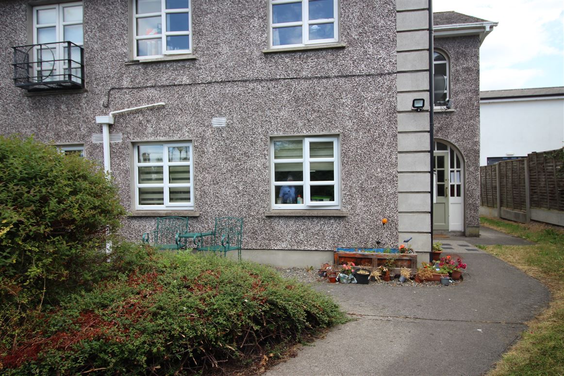 3 Woodlands View, Navan, Meath