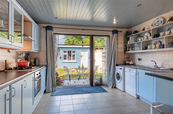 Sean Nós, 2 Old Seaview Cottages, Sneem, Co. Kerry