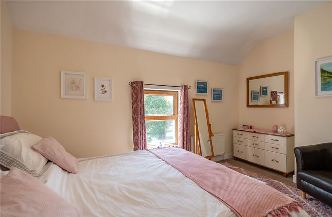 Photo 24 of 31 — Sean Nós, 2 Old Seaview Cottages, Sneem, Co. Kerry